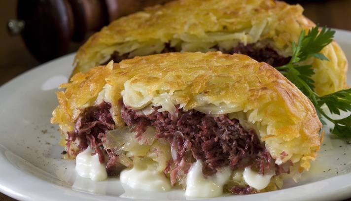 Batata rosti com carne seca, muçarela e abóbora