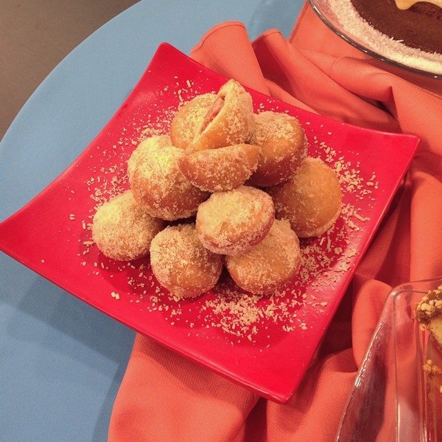 Sonho de chester e requeijão