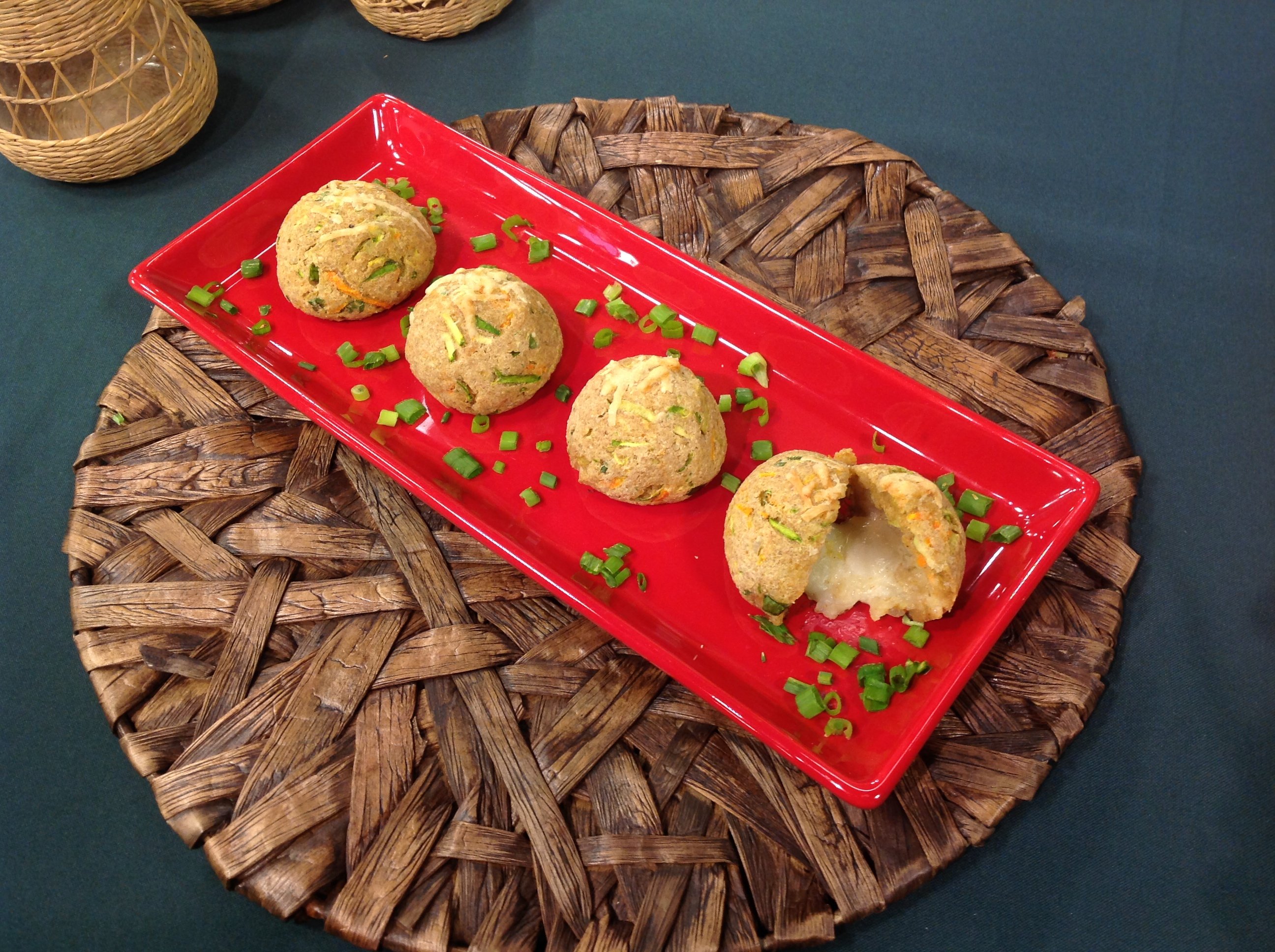 Bolinho de arroz integral com legumes