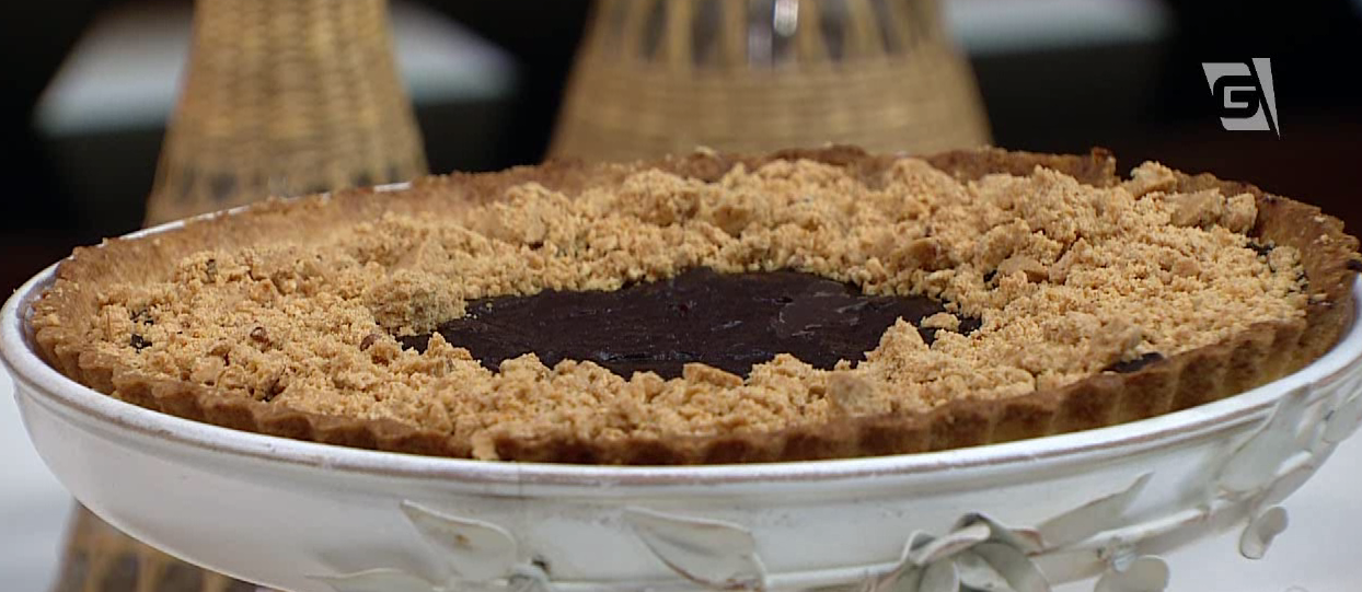 Torta de chocolate e paçoca