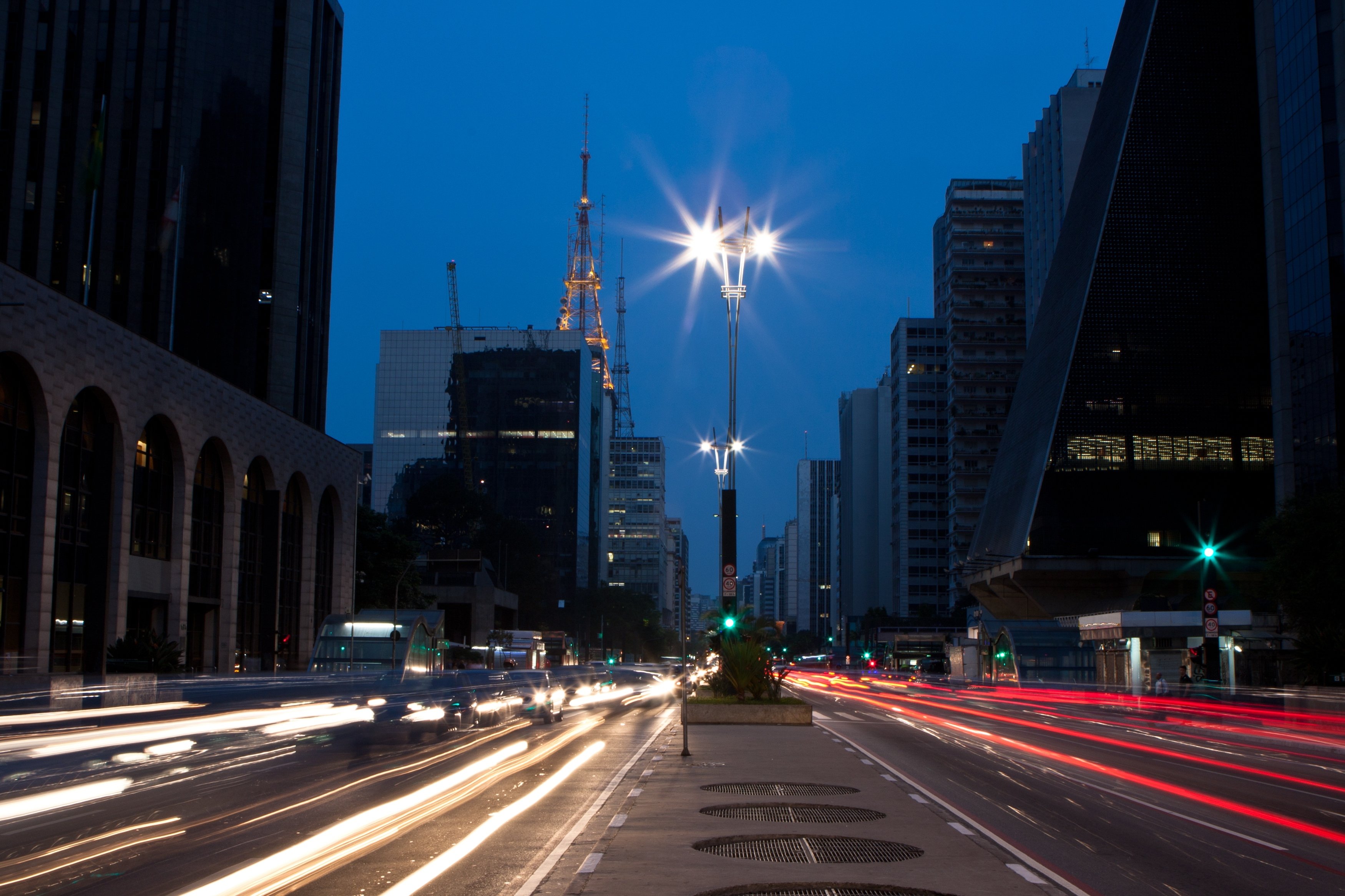 Estreia na próxima segunda, às 23h30!