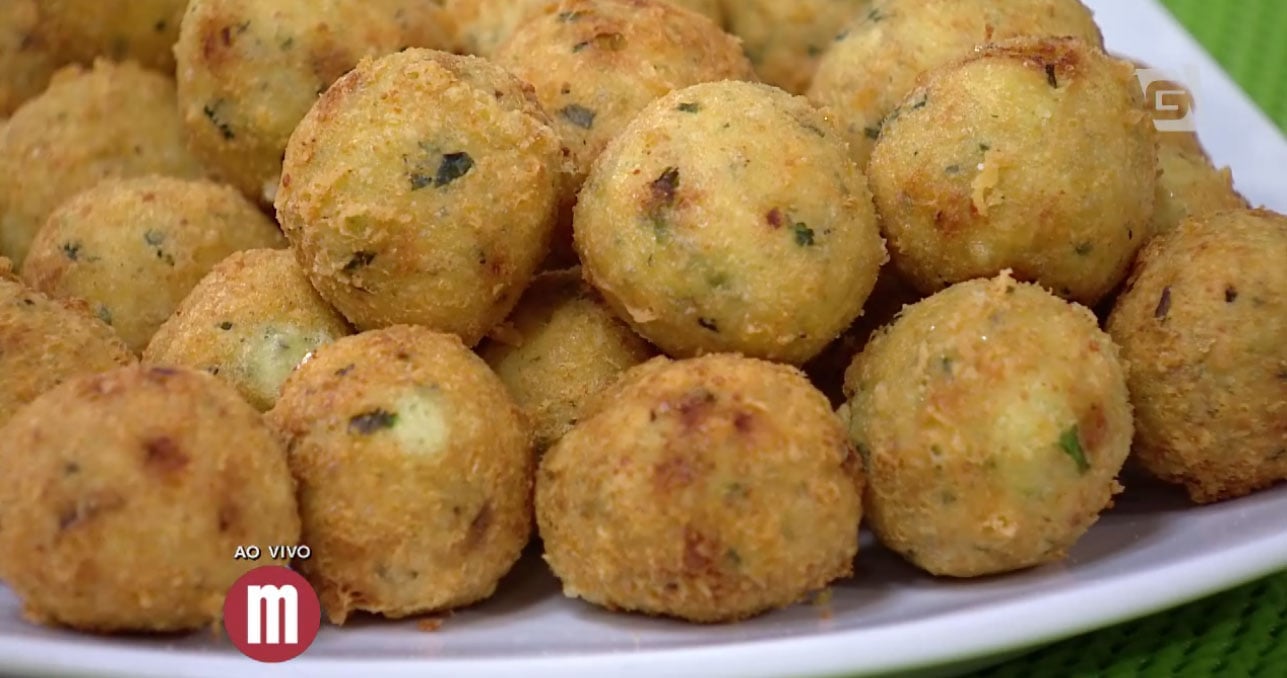 Salgadinho de parmesão