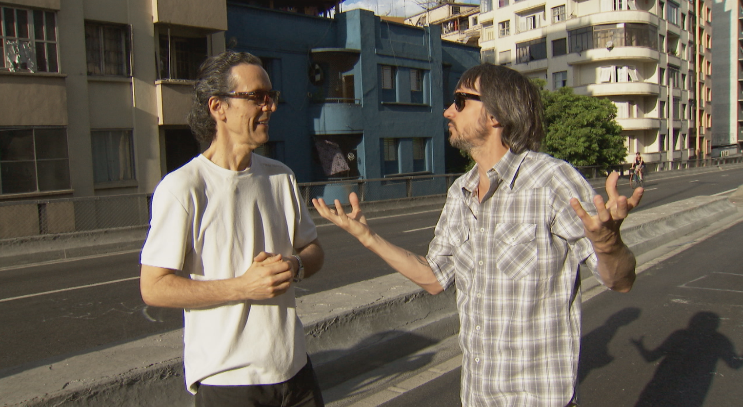 No programa de hoje: "O Minhocão deveria ser demolido ou virar parque?"