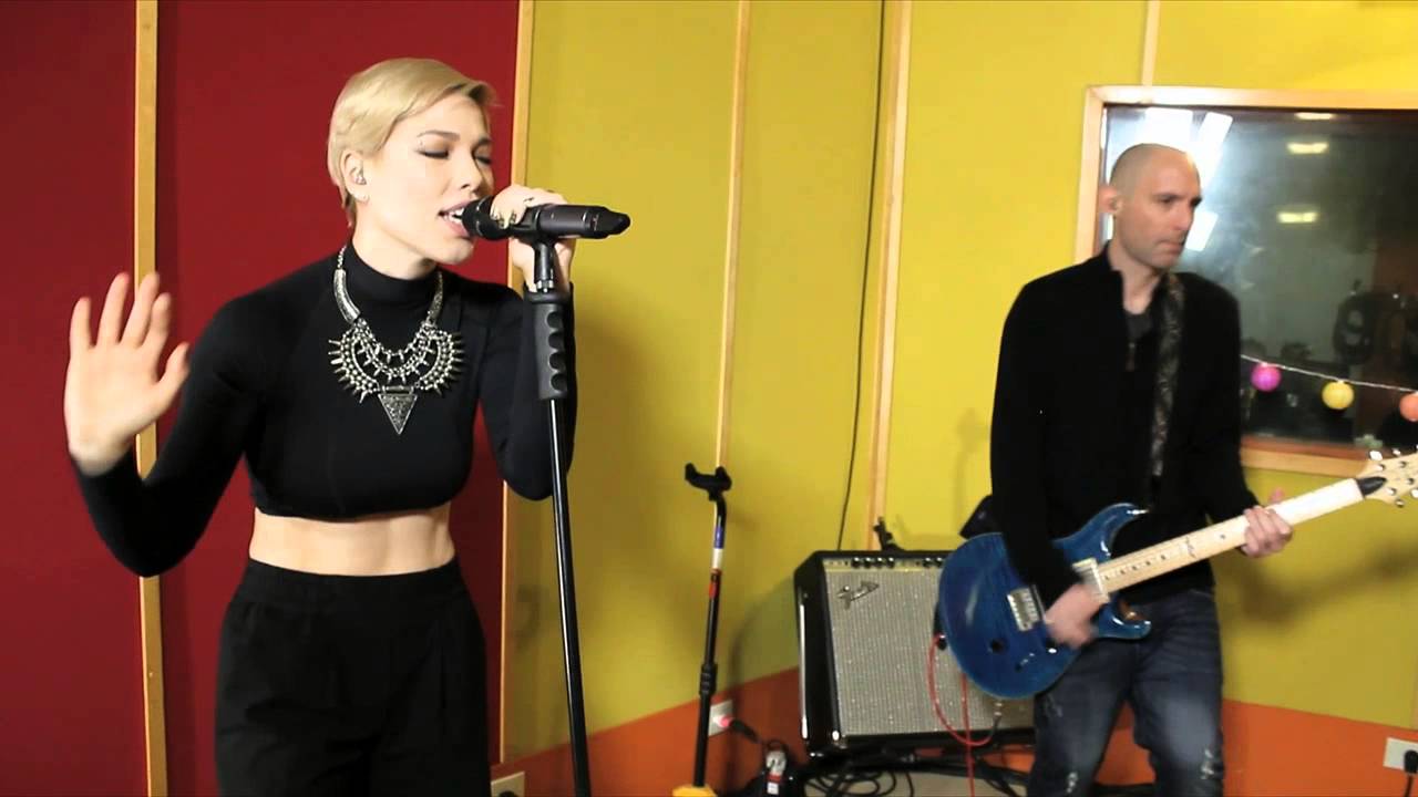 (Exclusivo) Performance: Kita - "Twisted Complicated World"