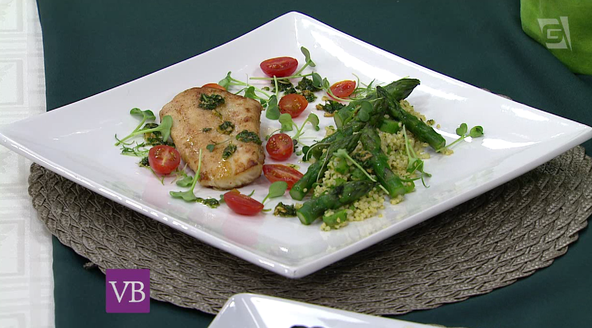 Peixe Assado com Aspargos