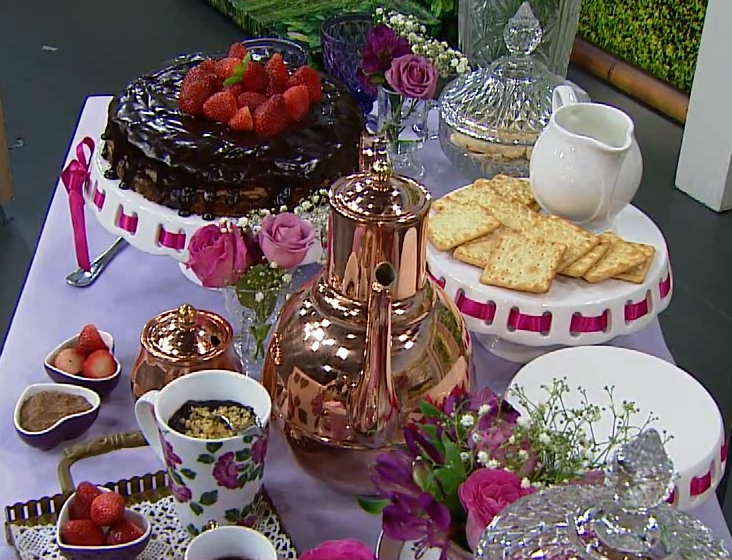 Bolo de Tãmara e Nozes