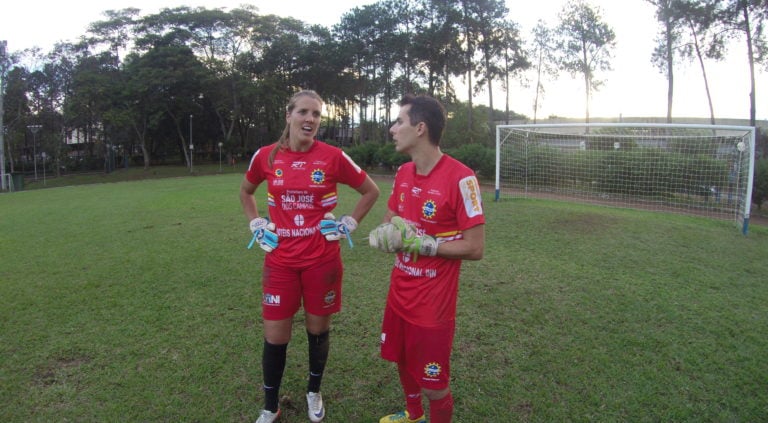Futebol Feminino com Thaís Picarte no Vida de Atleta!
