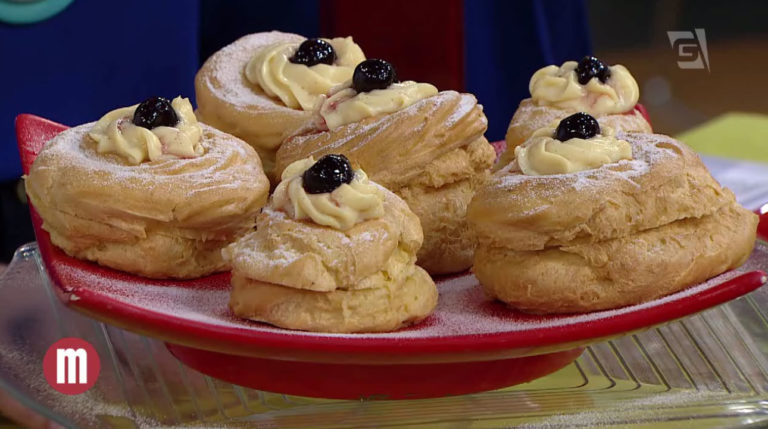 Zeppola (rosquinha italiana)