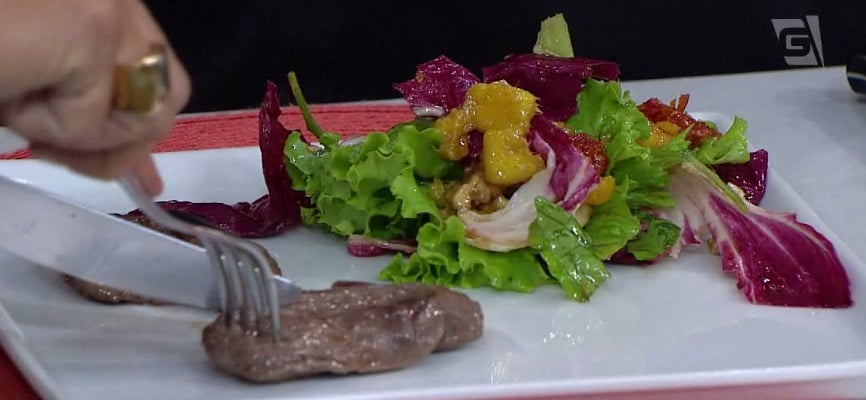 Salada da Adriana com filé mignon