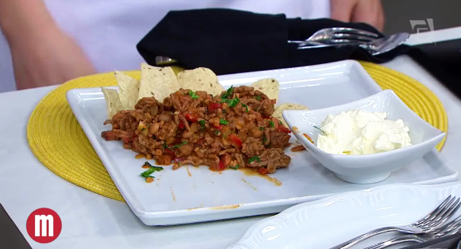 Feijão mexicano com creme de queijo azedo (sour cream)