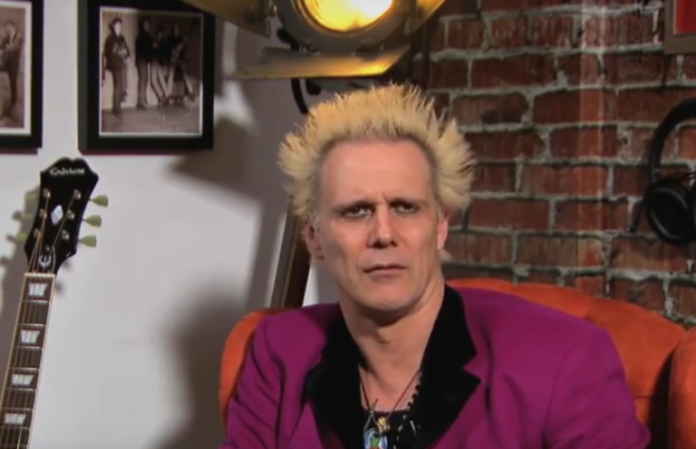 Supla fala sobre carreira, música e política