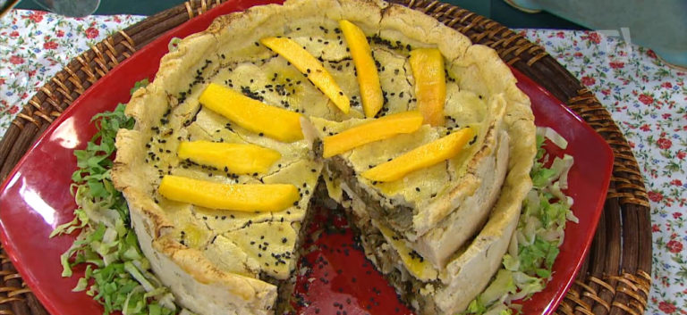 Torta de escarola e aliche