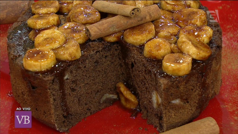 Bolo de cacau e banana