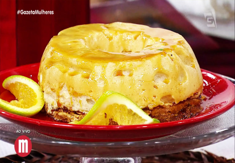 Pudim de claras com laranja