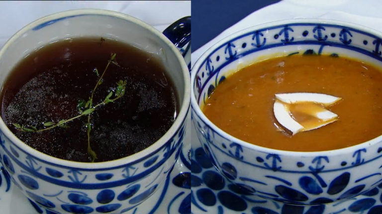 Caldo de legumes e sopa de tomate