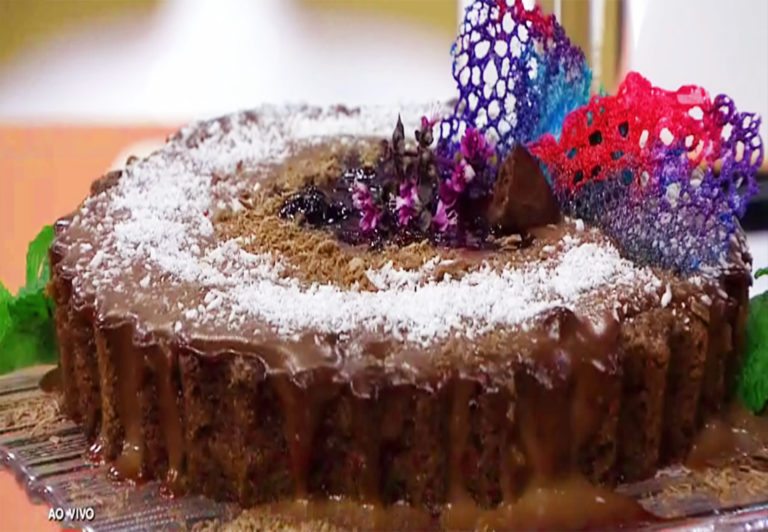 Bolo ganache de chocolate
