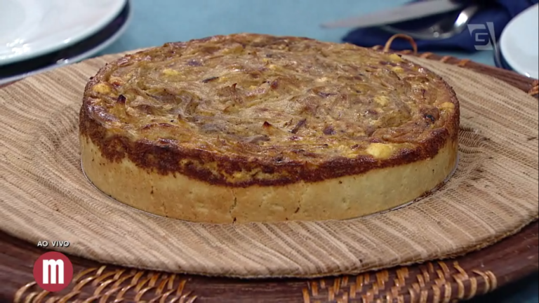 Torta de cebola e queijo