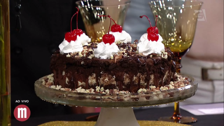 Bolo crocante gelado