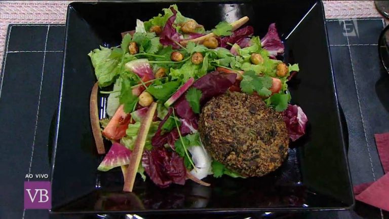 Hambúrguer de quinoa e Grão de bico