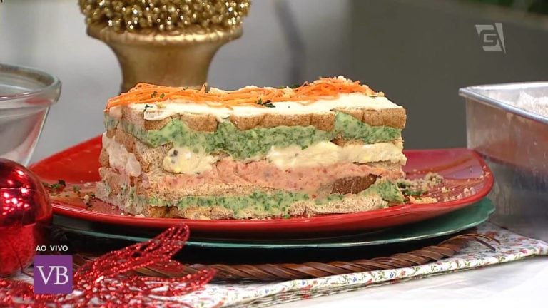 Pão de festa recheado