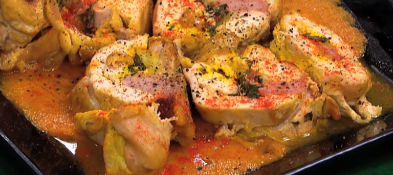 Frango desossado recheado e ratatouille