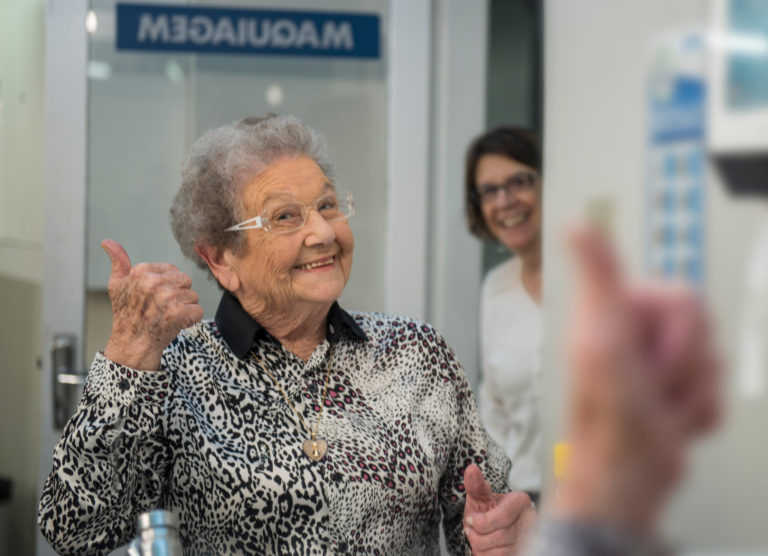 Palmirinha é a convidada especial do “Mulheres”