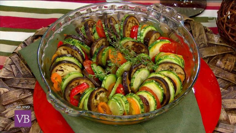 Ratatouille e torradinha de pizza