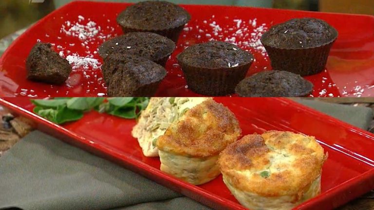 Tortinha de atum sem farinha e muffin de chocolate com coco