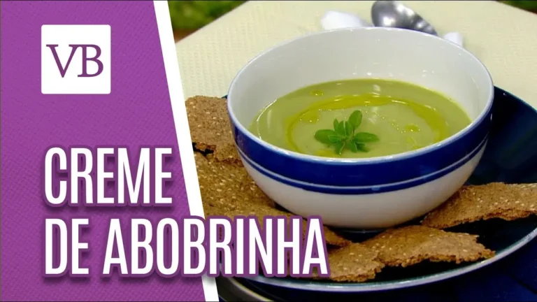 Creme de abobrinha e manjericão com crocante de linhaça
