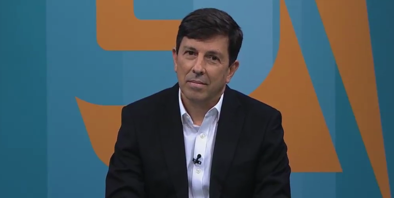 Maria Lydia e Denise Campos de Toledo entrevistam João Amoêdo