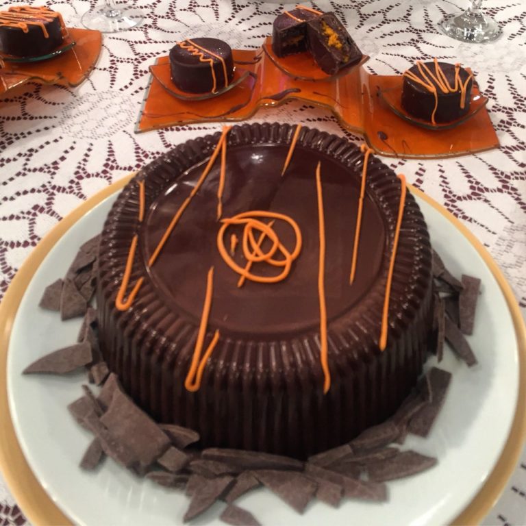 Faça e Venda: Bolo Bombom