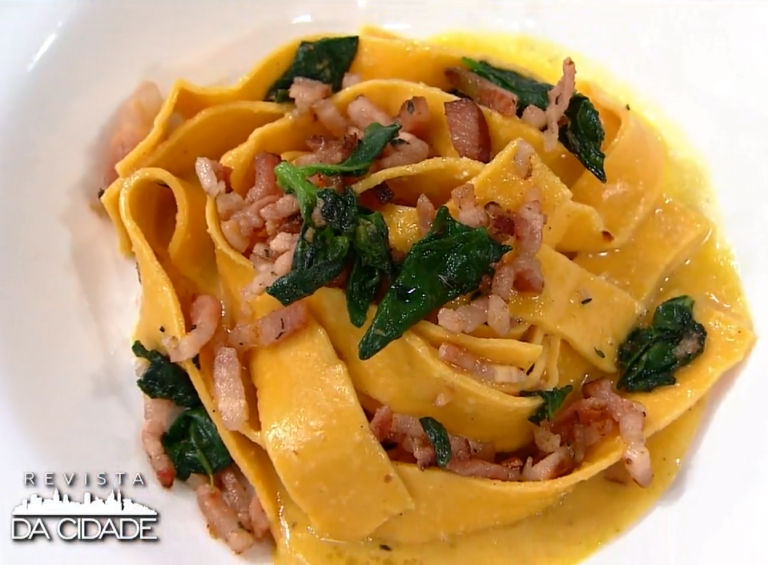 Fetuccine à Carbonara com Espinafre