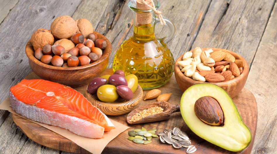 Hommus de feijão fradinho e Chips de Batata Yakon