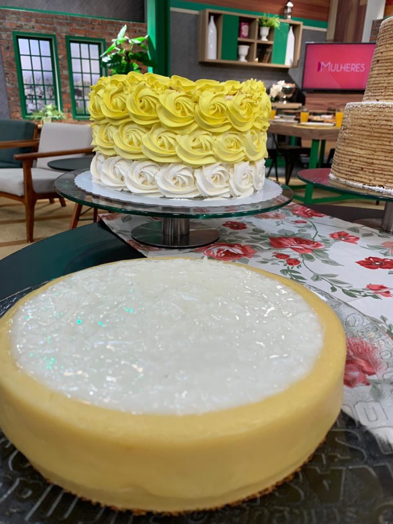 Bolo de moça - Mulheres