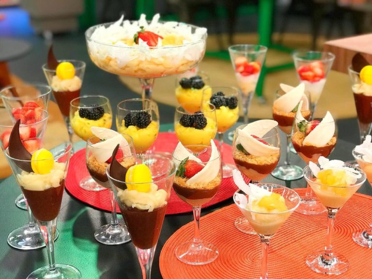 Cocada cremosa com abacaxi