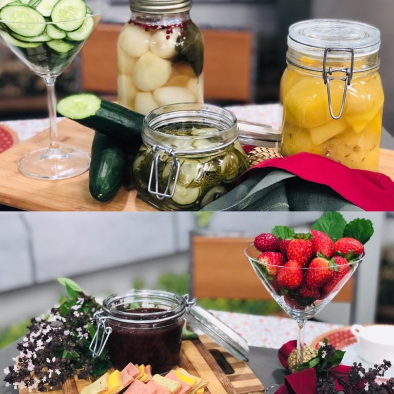 Compotas de morango com manjericão + picles de pepino