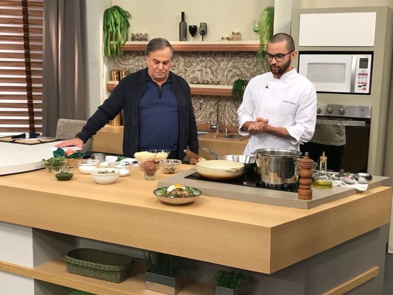 Gastronomia com chef Nando Carneiro