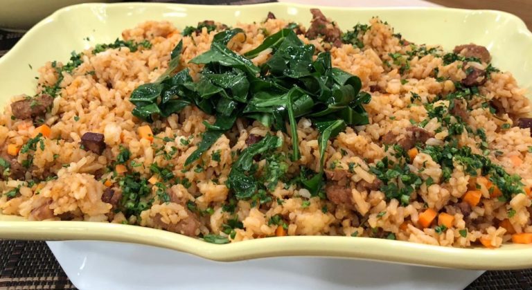 Arroz de porco com couve