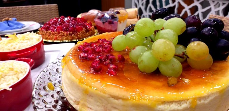 Risoto de limão siciliano com bisteca ao molho de laranja e Cheesecake com calda de tangerina