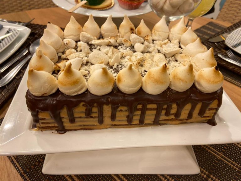 Lagarto em conserva e Chocotorta de doce de leite com café