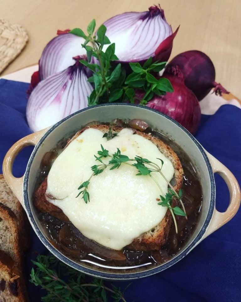 Sopa de cebola funcional