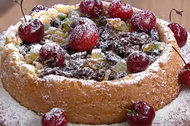 Bolo de natal com maçã