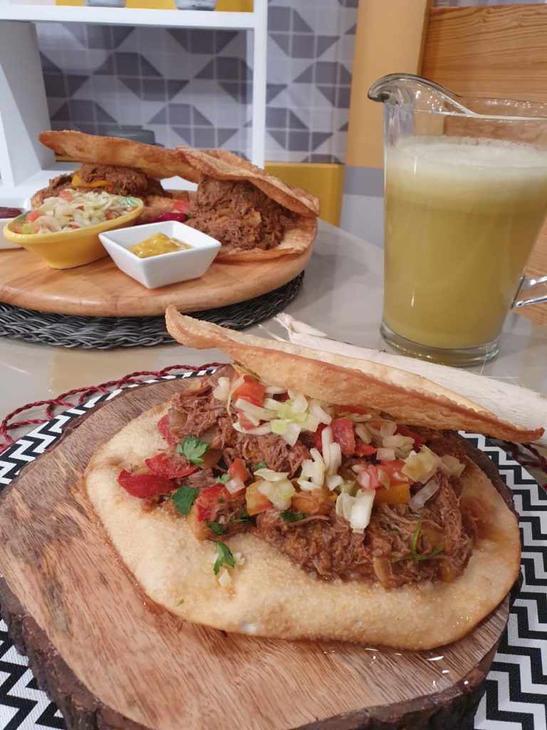 Sanduíche de Pastel de carne louca e suco de caldo de cana TV Gazeta