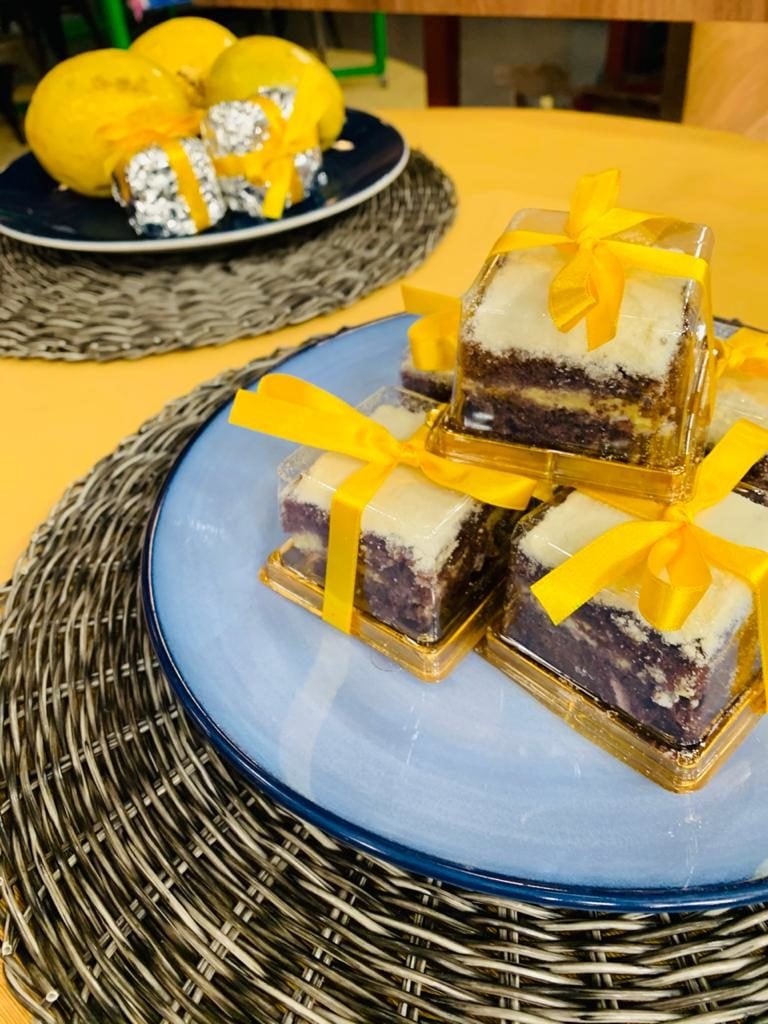 Bolo gelado de chocolate e maracujá