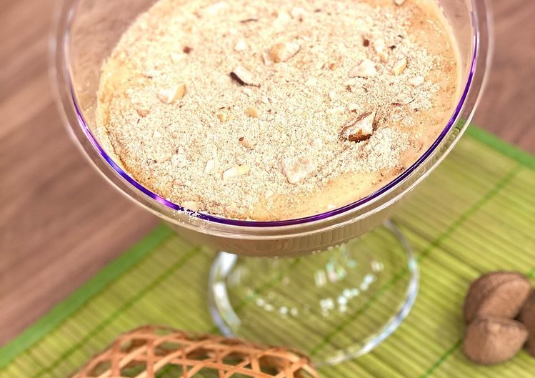 Mousse de doce de leite com castanha-do-pará