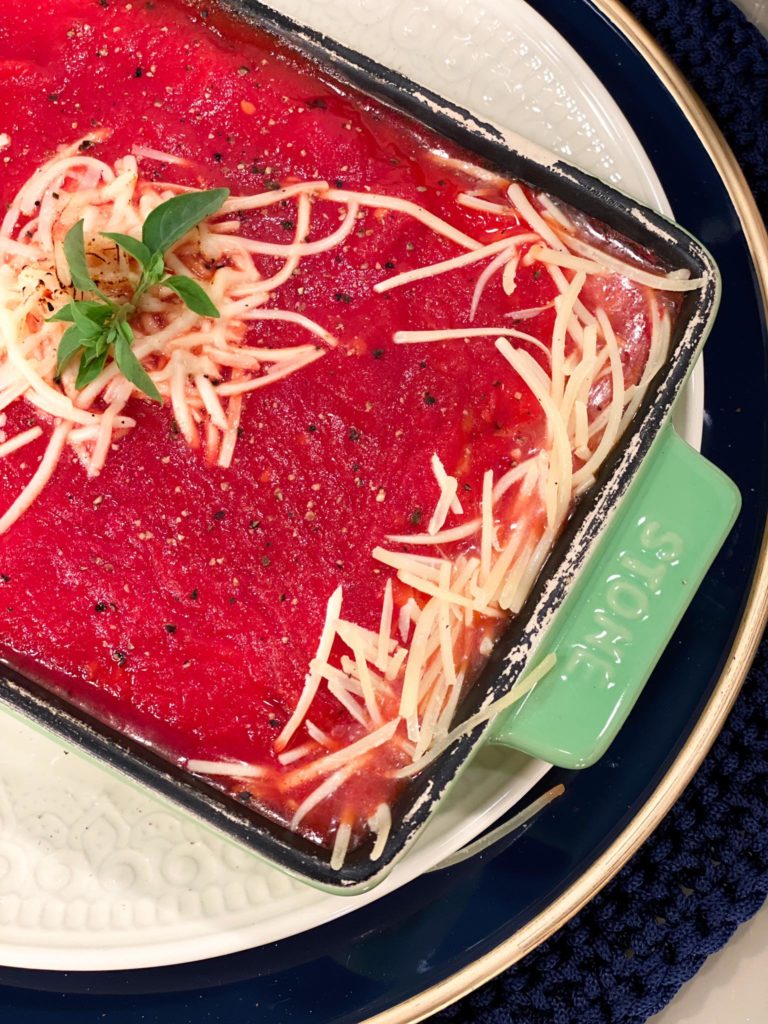 Lasanha de linguiça toscana com blend de queijos