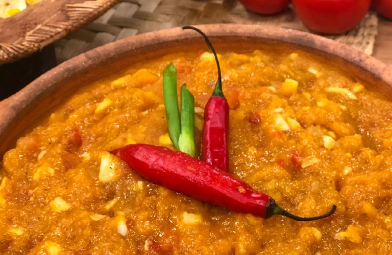 Pirão de Peixe, farofa de banana e Arroz caribenho