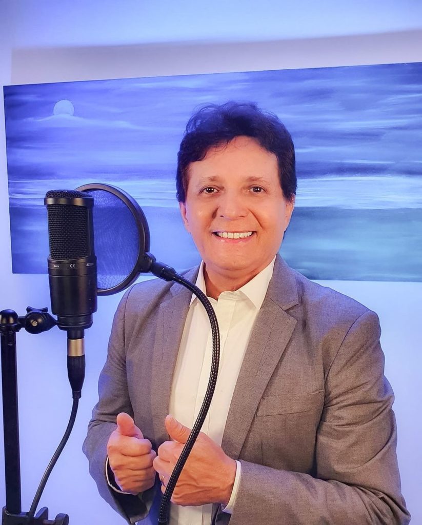 Leão Lobo conta 'Por Onde Anda' o cantor Gilliard TV Gazeta Leão Lobo conta 'Por Onde Anda' o cantor Gilliard TV Gazeta