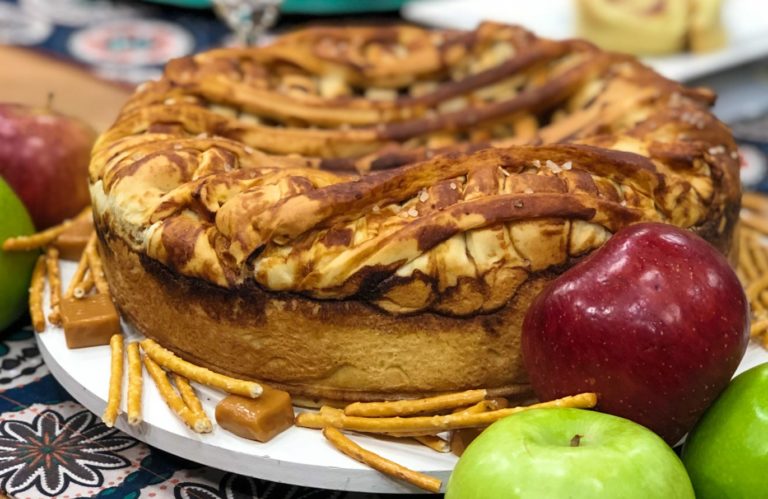 Fricassé de frango e Bolo gelado