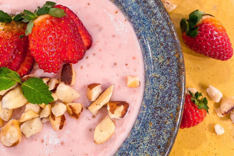 Mousse crocante de morango